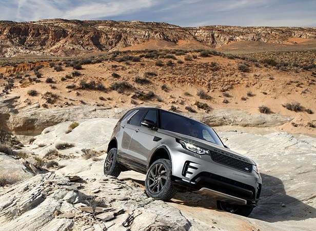 Jaguar Land Rover научит беспилотники ездить по тяжелому бездорожью