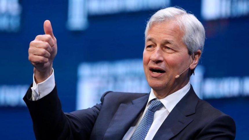 Глава JPMorgan Chase снова стал самым высокооплачиваемым банкиром США