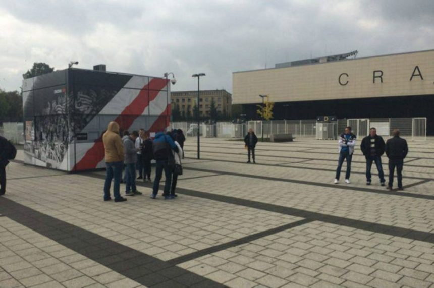 Матч Украина — Косово: в Кракове как дома