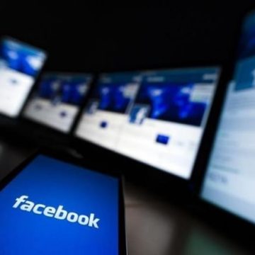 facebook-reuters-L-1 Facebook пытался получить персональные данные клиентов американских банков — WSJ