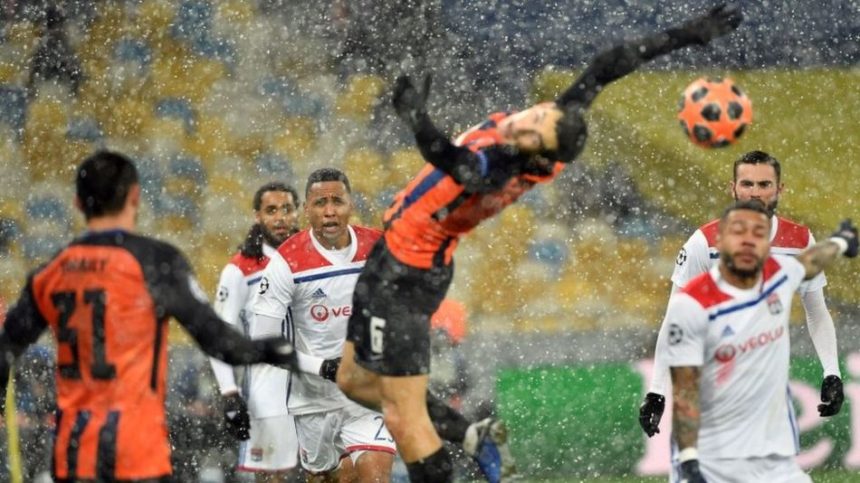 Лига Чемпионов: «Шахтер» сыграл в ничью с «Лионом» и отправился в Лигу Европы