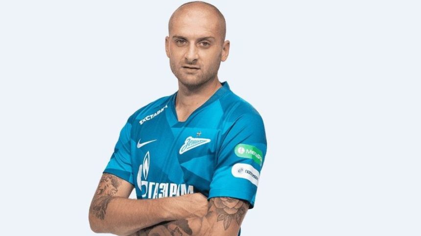 dc231bbbfea16398365f87a65e3c825f Футболист Ракицкий уходит из сборной Украины, потому что играет в России