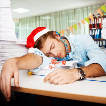 8 лайфхаков, как перестать хотеть спать на работе