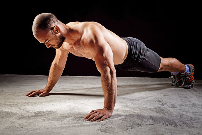 В чем польза выполнения силовых упражнений: 5 главных причин