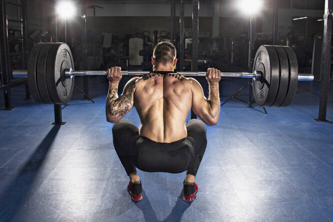 Глубокий присед — это вредно? Как надо приседать, чтобы накачать ягодицы