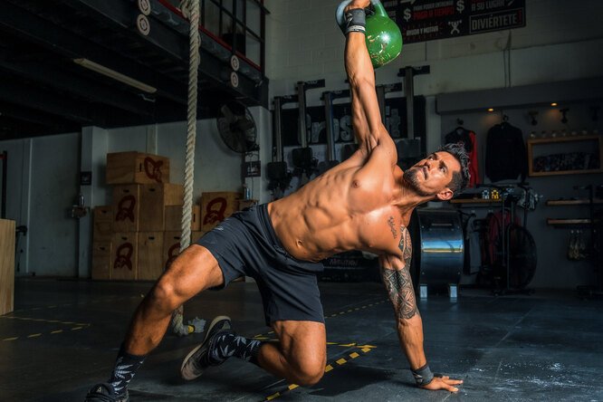 6 причин, чтобы начать тренироваться с гирями