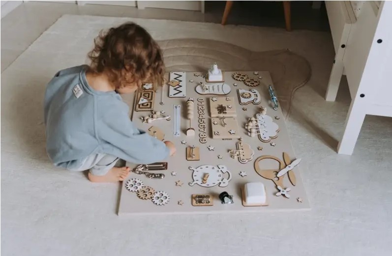 4141 Бизиборд