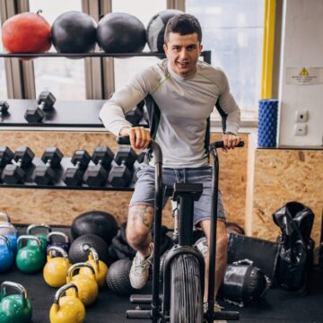 Стоит ли делать кардио до или после поднятия тяжестей?