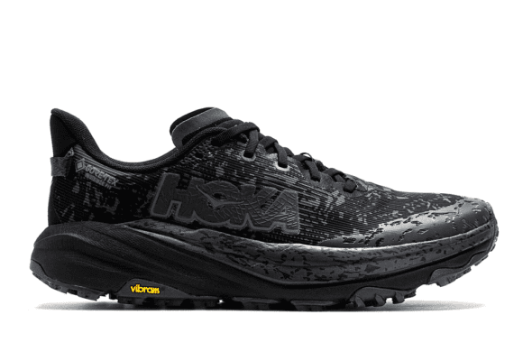 Сэкономьте по-крупному благодаря распродажам зимней беговой экипировки от Brooks, Hoka и других производителей.