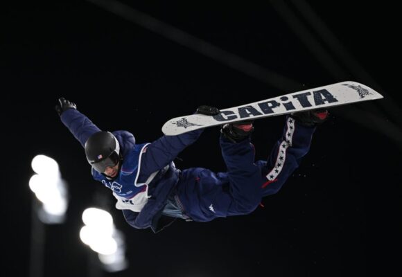 Олимпийский сноубордист Чейз Джози прокатился на маслкаре MH