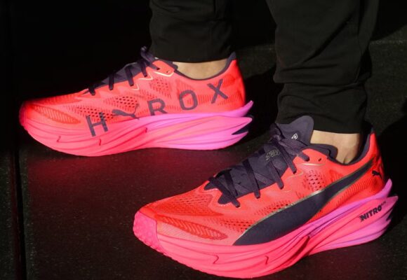 Мы протестировали новейшую обувь Puma Hyrox, выполняя тренировки. Вот наши мысли.