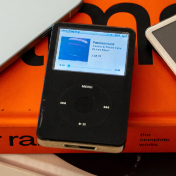 Я выключил музыку на телефоне Android и вернулся к iPod