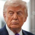 Дональд Трамп грозит заменить «третьесортных артистов» собственной речью