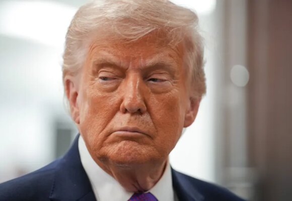 Дональд Трамп грозит заменить «третьесортных артистов» собственной речью