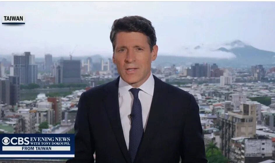Выпуск вечерних новостей CBS прервался, поскольку оператору потребовалась неотложная медицинская помощь