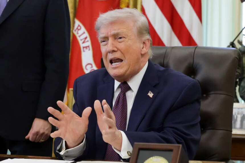 Трамп подписал указ об искусственном интеллекте, который включает период проверки для моделей