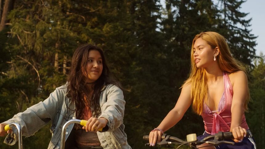 Обзор «Girls Like Girls»: потрясающие выступления поднимают настроение этому эффектному (но знакомому) подростковому роману