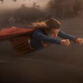 Обзор «Супергёрл»: последний фильм о супергероях DC хорош (и разочаровывает)