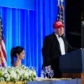 В комнате на WHCD, когда ракета Дональда Трампа, похожая на Риклза, не приземлилась