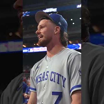 Первый хоумран на верхней палубе от Жака Кальяноне на #MLBHomeRunDerby #HRDerby