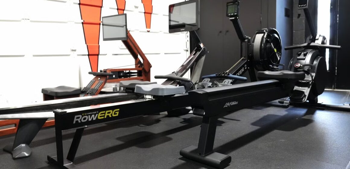 span-aria-hiddentrue-data-theme-keytitle-design-element-before-classcss-0-e68yk9k0spanthe-7-best-rowing-machines-for-your-gym-tested-by-fitness-e-dca2365 7 лучших гребных тренажеров для вашего спортзала, проверенные экспертами по фитнесу