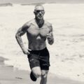 Почему у Diplo дома есть высотная камера? Его тренировки направлены на повышение его энергии, кардио и долголетия.