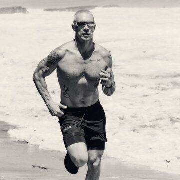 span-aria-hiddentrue-data-theme-keytitle-design-element-before-classcss-0-e68yk9k0spanwhy-does-diplo-have-an-altitude-chamber-at-home-his-trainin-0b3077a Почему у Diplo дома есть высотная камера? Его тренировки направлены на повышение его энергии, кардио и долголетия.