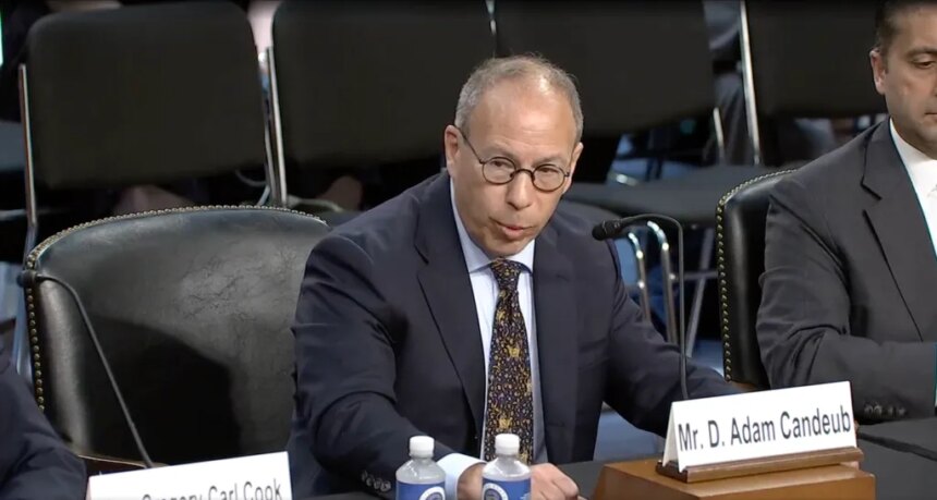 Сенатор-республиканец предупреждает чиновника FCC о проверке сетевого контента