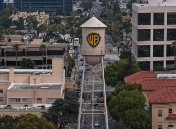 Warner Bros. Discovery терпит неудачу во втором квартале как «Супергёрл», отсутствие результатов в НБА снижает результаты
