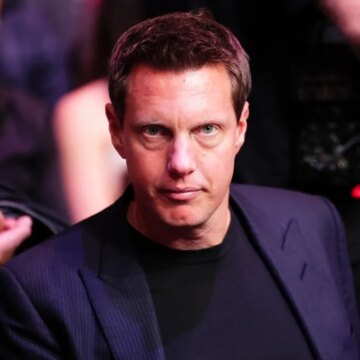 cc5f68470315670df11d582e2c157bb0 Дэвид Эллисон заявил, что компания Paramount готова урегулировать антимонопольный иск
