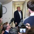 CNN лишили права освещать Трампа на Air Force One