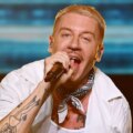 Маклемор покинул тур Эда Ширана после заявлений о Палестине