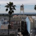 Paramount продает долг на 44 миллиарда долларов для сделки с WBD