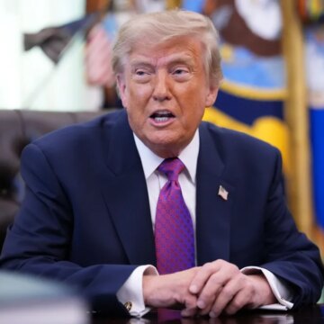 Белый дом по-прежнему отказывает в доступе, сообщают CNN, MS NOW и Politico