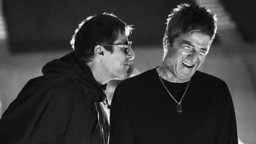 e686bfbccf73c115970ff7c8fbf5d567 Документальный фильм Oasis: Don’t Look Back In Anger — нечто большее, чем просто лучший музыкальный фильм