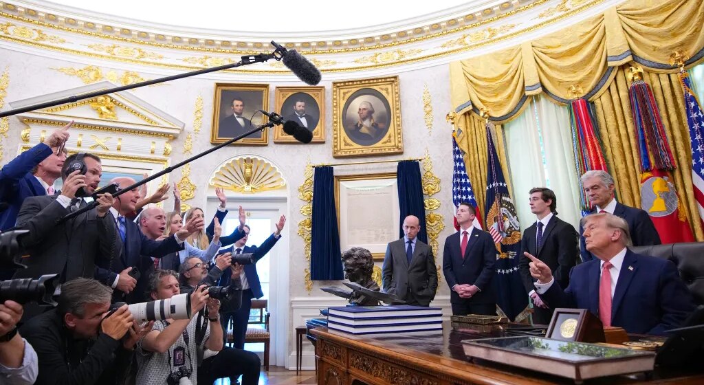 WHCA осуждает «возмездие» Белого дома после того, как Трамп отругал репортера